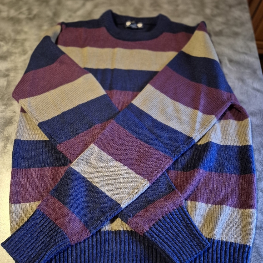 Tarleton Sweater - Picture 2 of 4